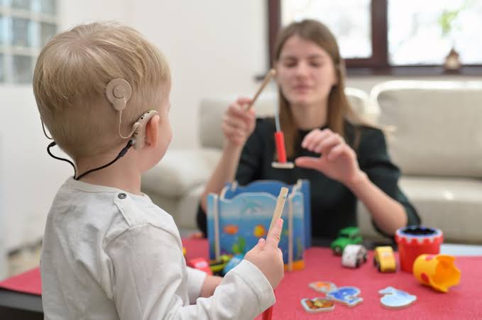 05 speech therapy for child with HI