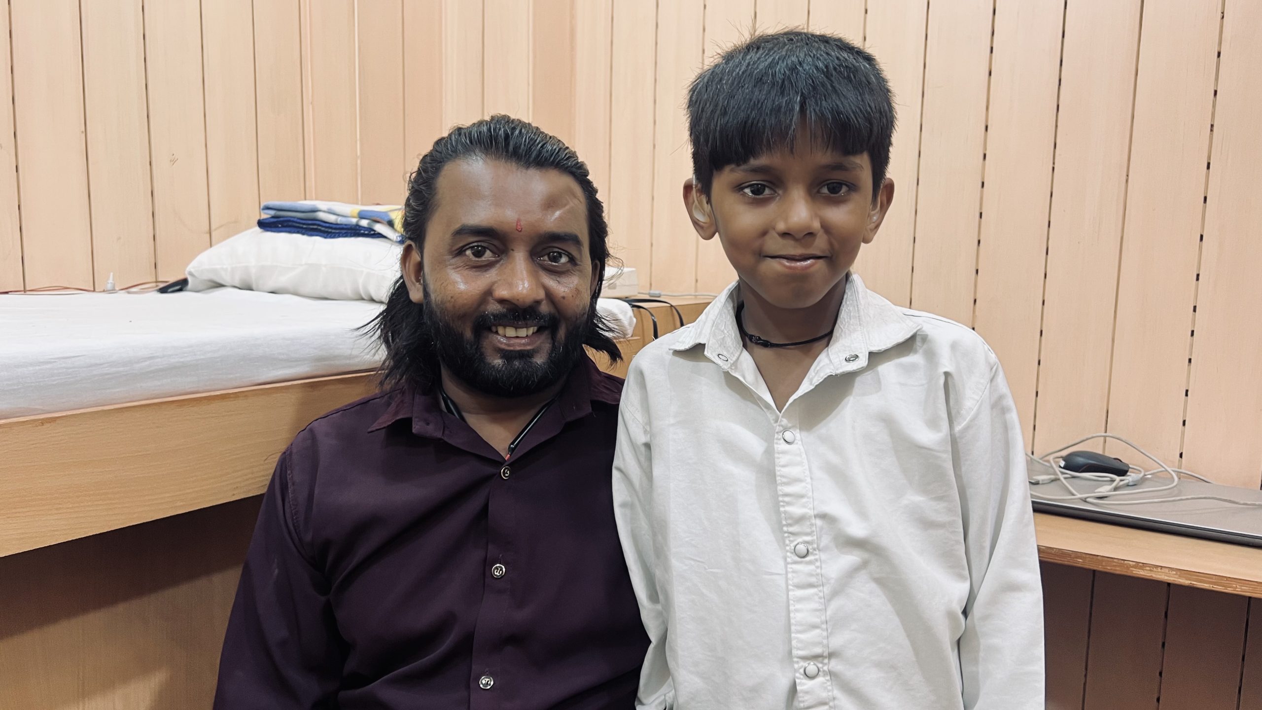 08 suniye child with father