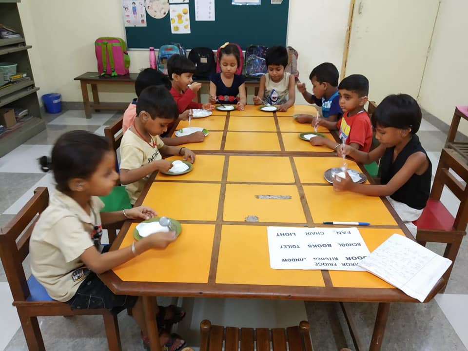 nursery children eating